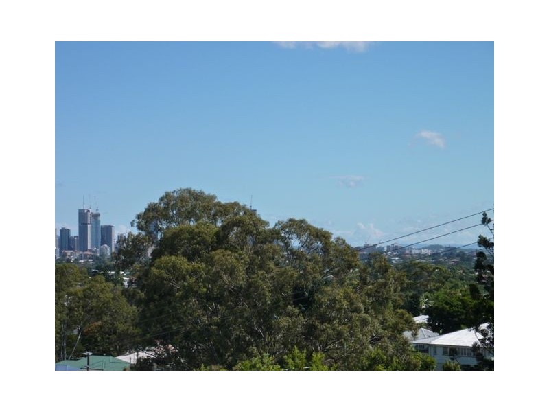 27 Newman Avenue, Camp Hill QLD 4152