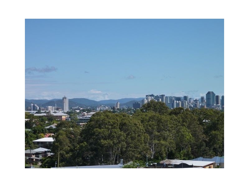 27 Newman Avenue, Camp Hill QLD 4152