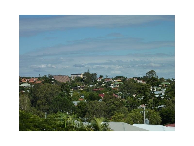 27 Newman Avenue, Camp Hill QLD 4152