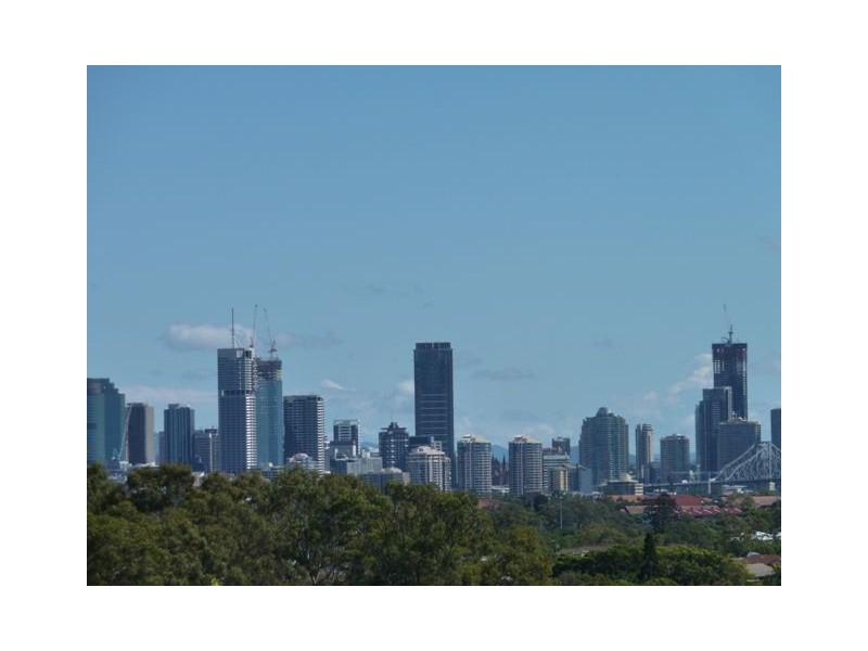 27 Newman Avenue, Camp Hill QLD 4152