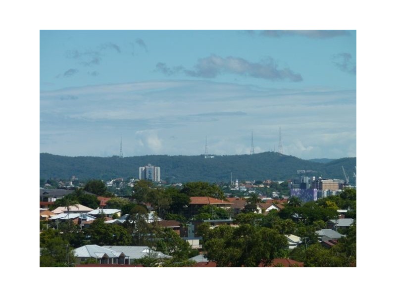 27 Newman Avenue, Camp Hill QLD 4152