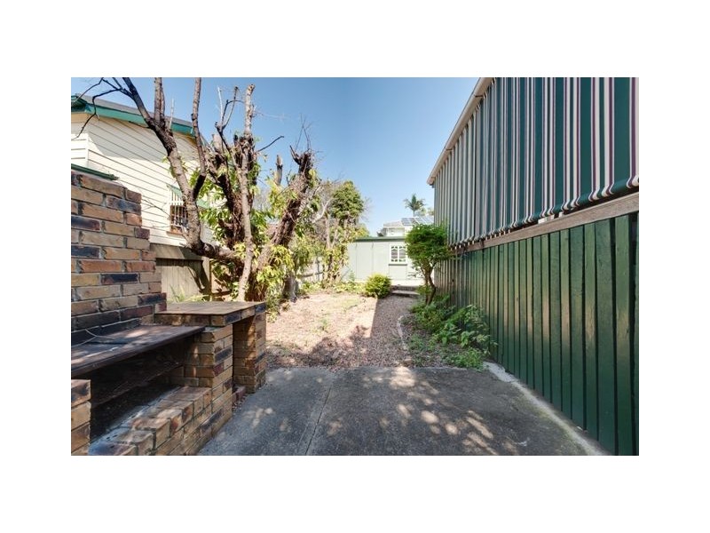 59 Woodhill Avenue, Coorparoo QLD 4151