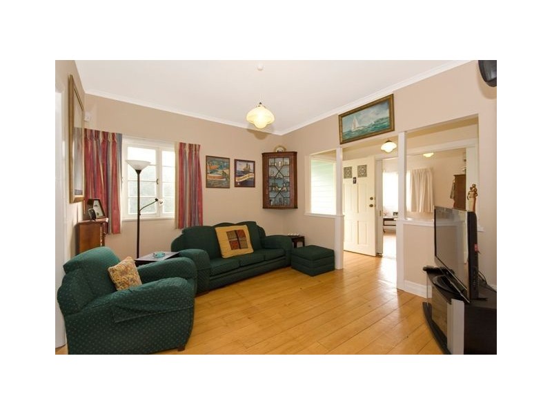 7 Fork Street, Coorparoo QLD 4151