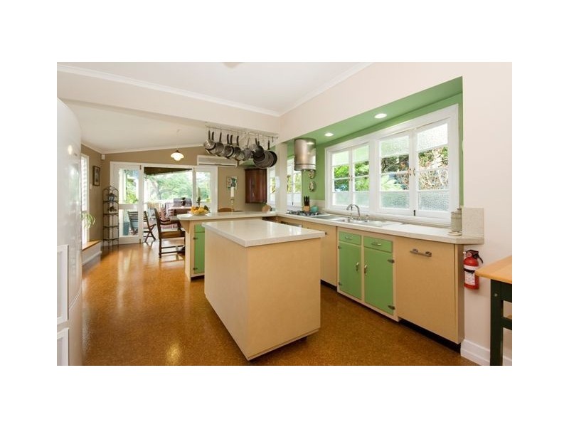 7 Fork Street, Coorparoo QLD 4151