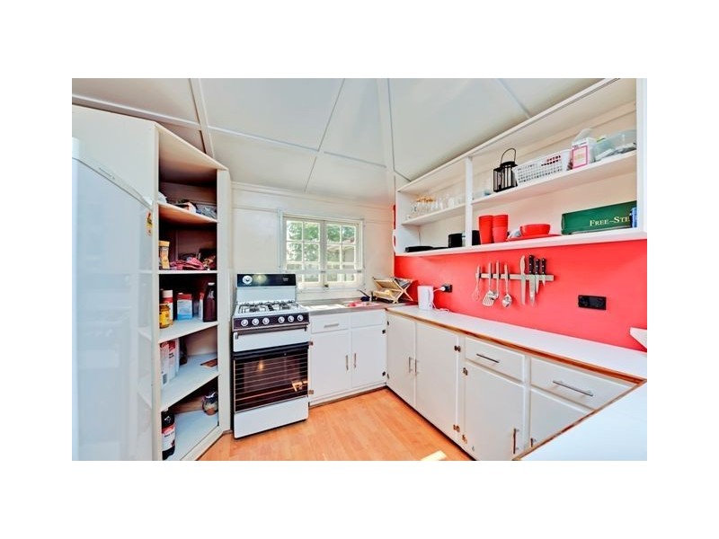 26 Halland Terrace, Camp Hill QLD 4152