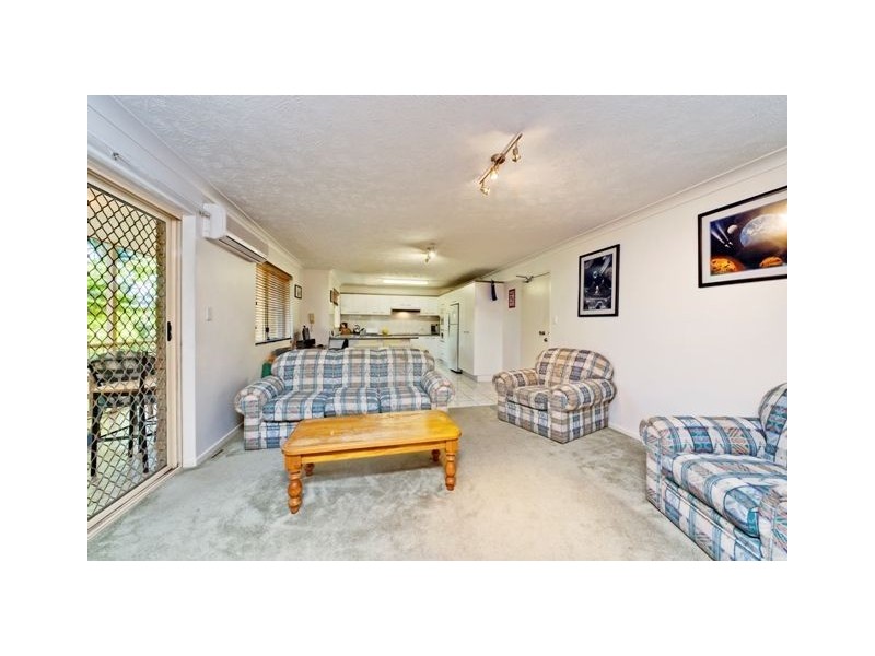 8/98 Pembroke Road, Coorparoo QLD 4151