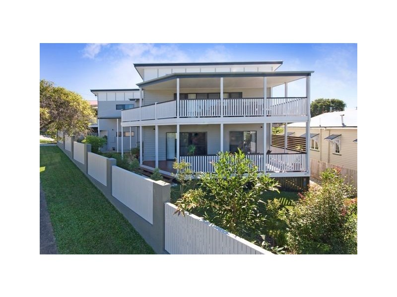 122 Cracknell Road, Tarragindi QLD 4121