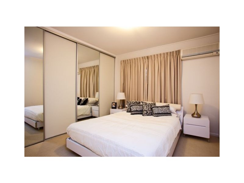 5 Dodwell Street, Holland Park West QLD 4121