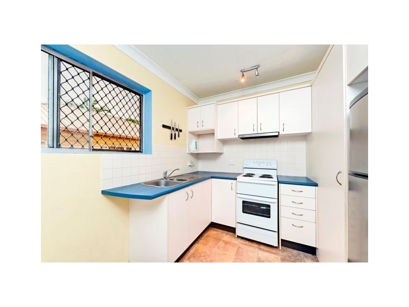 2/66 Marquis Street, Greenslopes QLD 4120