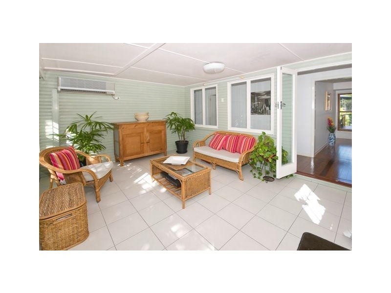 67 Beresford Terrace, Coorparoo QLD 4151