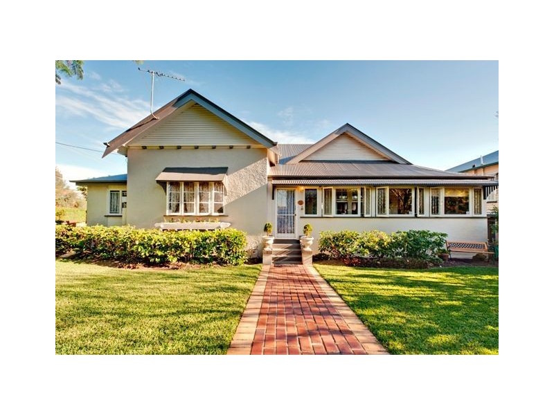 421 Upper Cornwall Street (access via Douglas St), Coorparoo QLD 4151