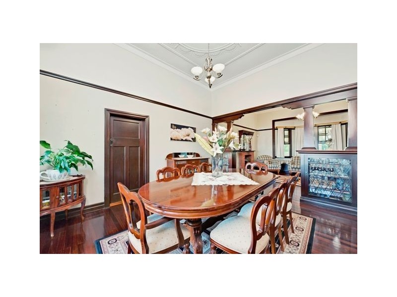 421 Upper Cornwall Street (access via Douglas St), Coorparoo QLD 4151