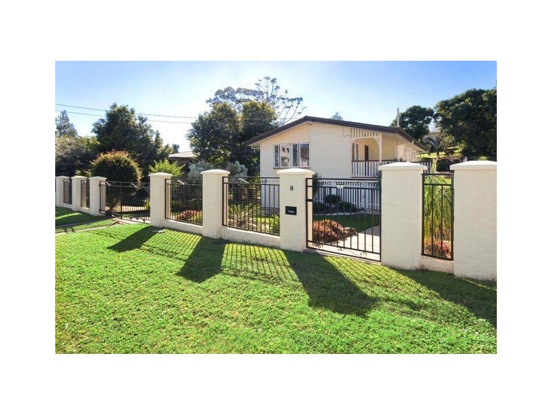 8 Doyle Street, Coorparoo QLD 4151