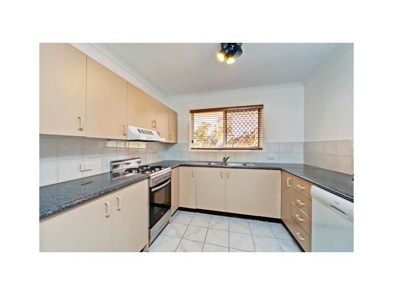 27 Hansen Street, Moorooka QLD 4105