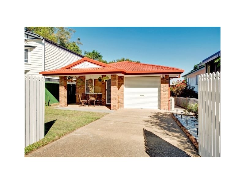 27 Hansen Street, Moorooka QLD 4105