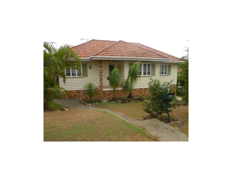 15 Coonara Street, Holland Park QLD 4121