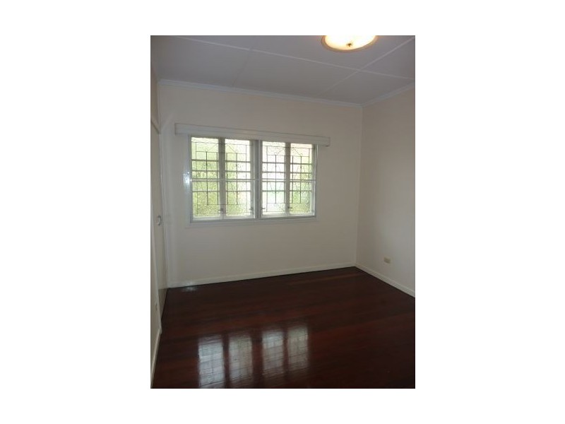 15 Coonara Street, Holland Park QLD 4121