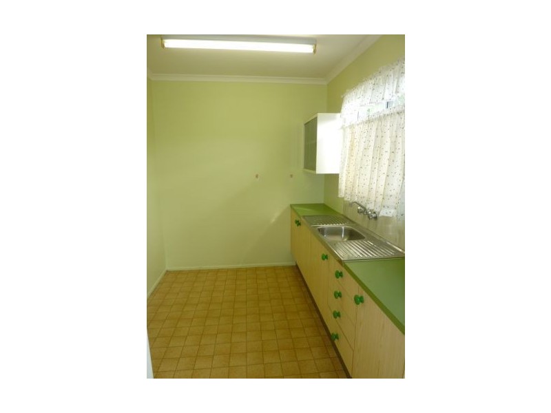 15 Coonara Street, Holland Park QLD 4121