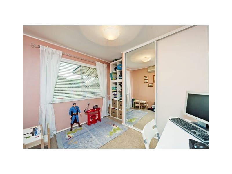 9 Eisley Street, Tingalpa QLD 4173