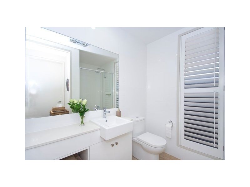 25 Newman Avenue, Camp Hill QLD 4152