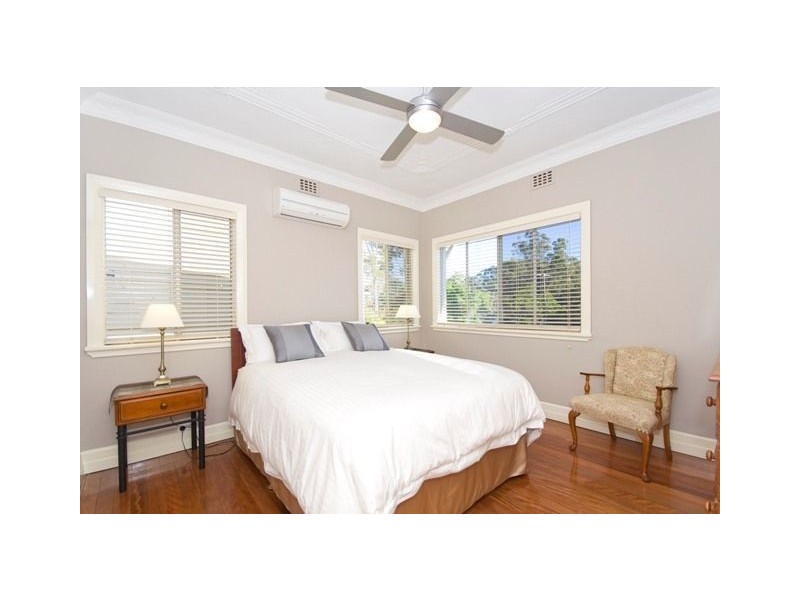 32 Wills Street, Coorparoo QLD 4151