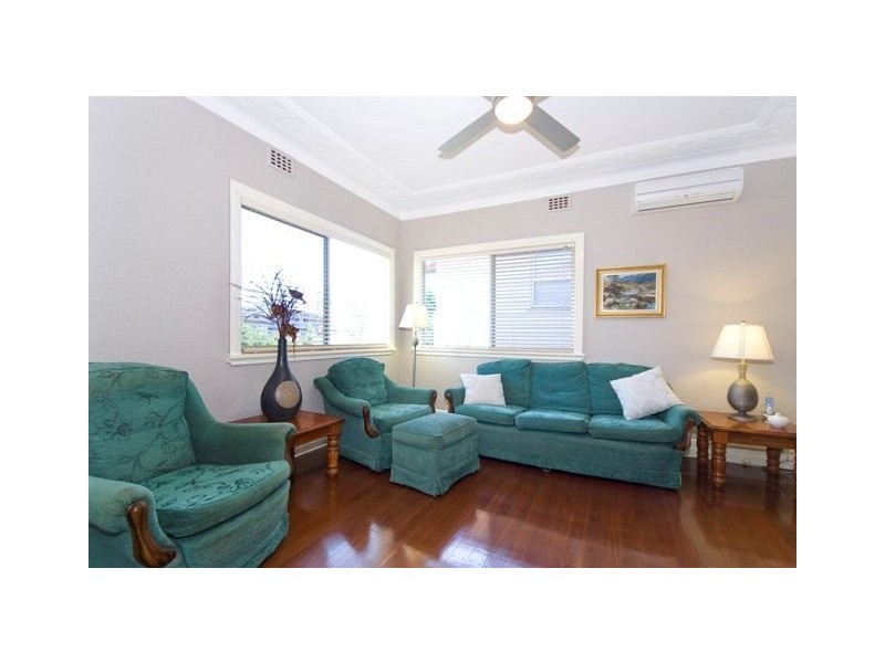 32 Wills Street, Coorparoo QLD 4151