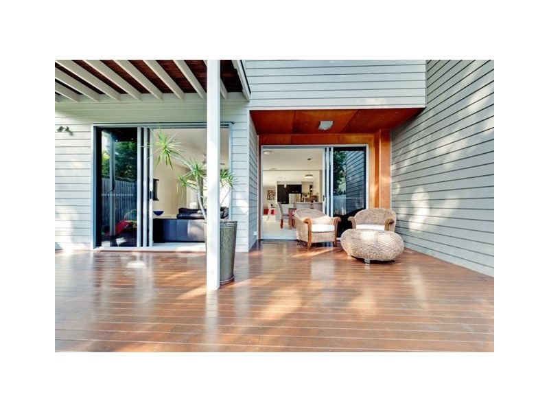 21 Raven Street, Camp Hill QLD 4152