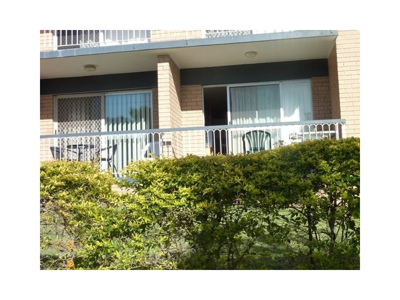 2/21 Wellington Street, Coorparoo QLD 4151