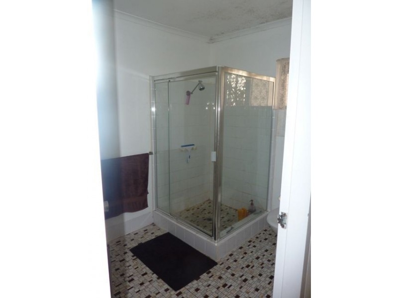 2/21 Wellington Street, Coorparoo QLD 4151