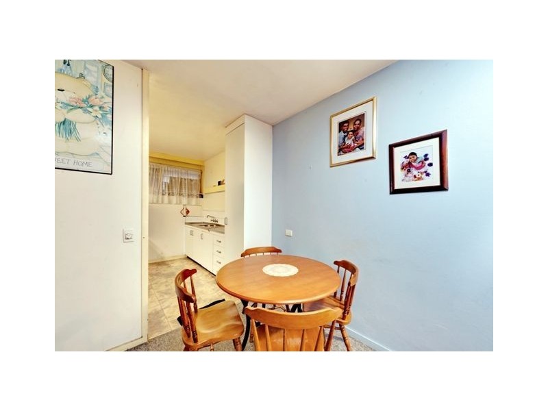 9/223 Cavendish Road, Coorparoo QLD 4151