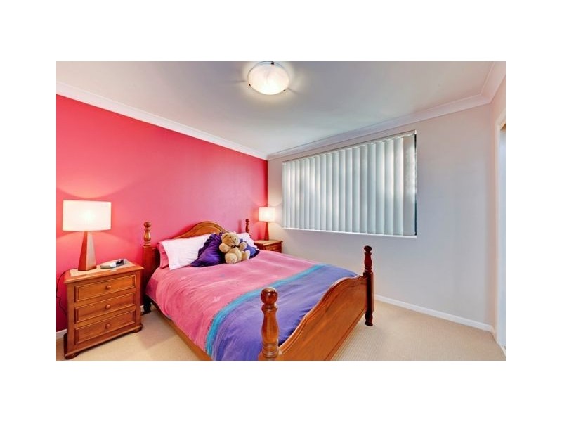 8/5 View Street, Coorparoo QLD 4151