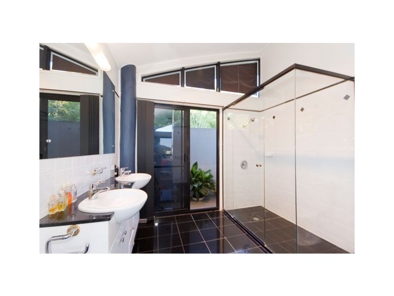 5 Cumberland Court, Carina Heights QLD 4152