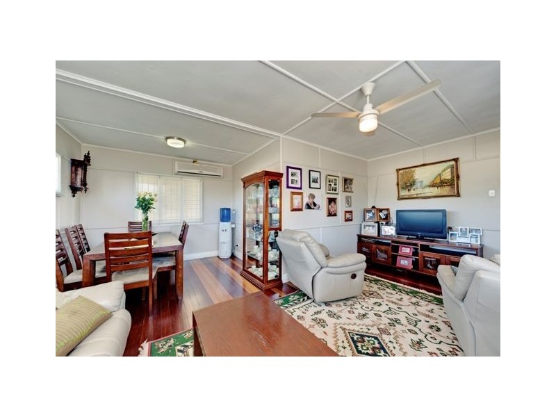 68 Arrol Street, Camp Hill QLD 4152