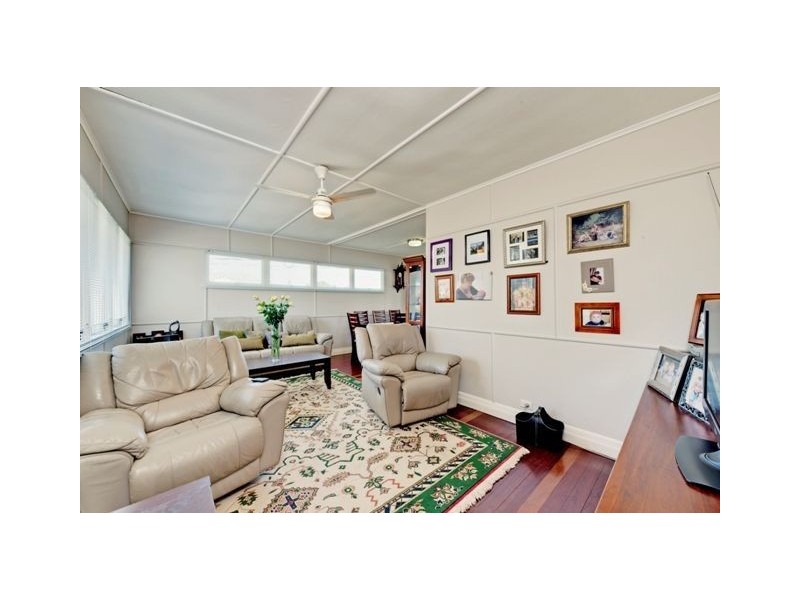 68 Arrol Street, Camp Hill QLD 4152