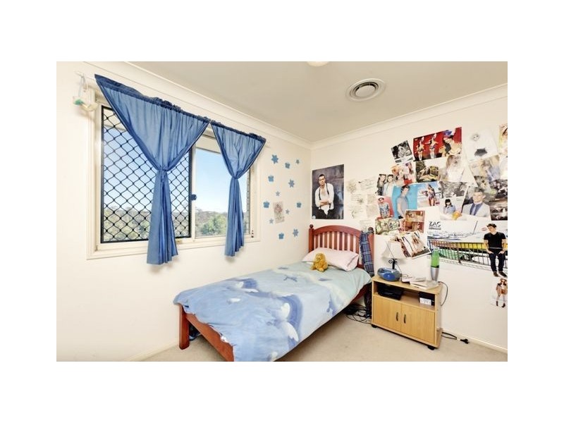 60 Appleton Street, Carindale QLD 4152