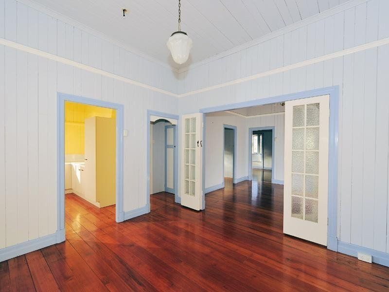 22 Frank Street, Norman Park QLD 4170