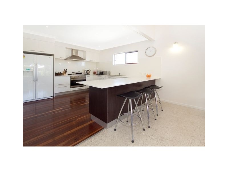 53 Capella Street, Coorparoo QLD 4151