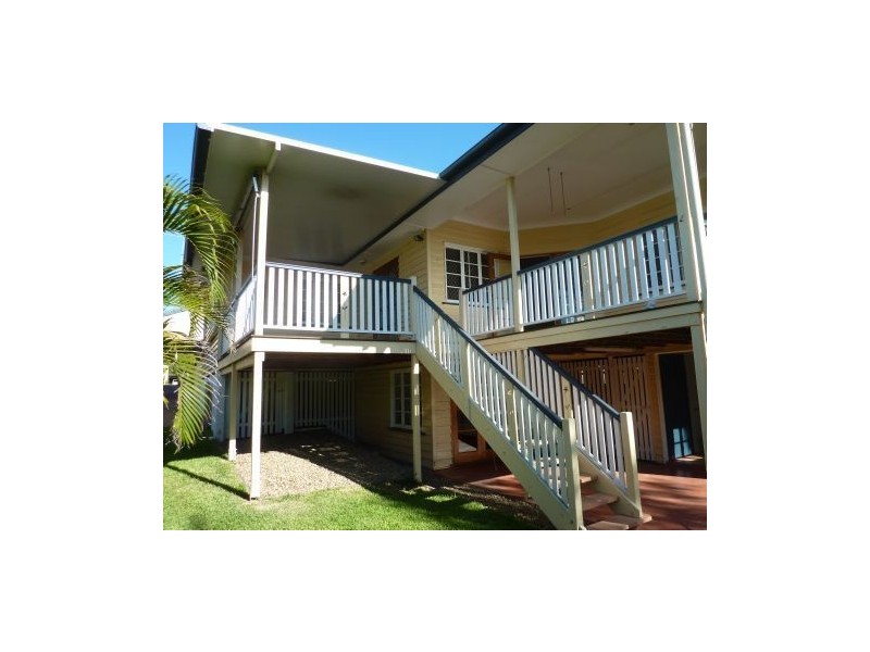 30 Arrol Street, Camp Hill QLD 4152