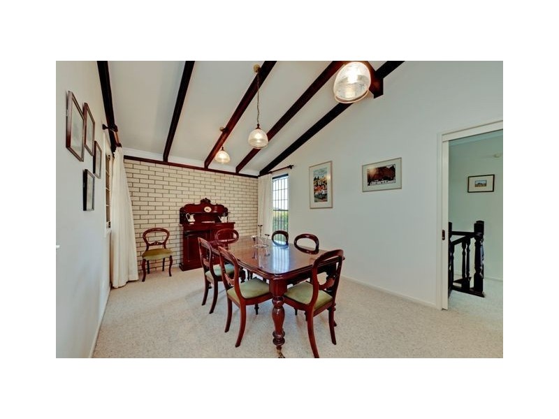 3 Pavo Street, Camp Hill QLD 4152