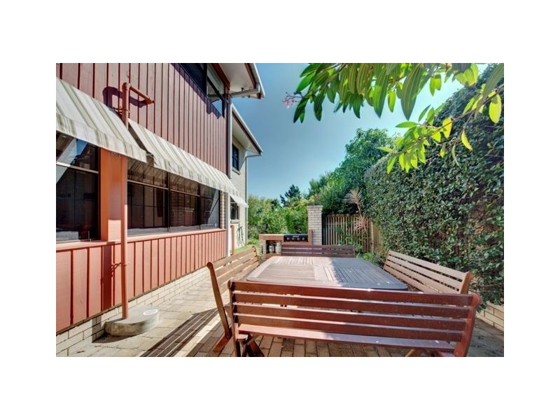 3 Pavo Street, Camp Hill QLD 4152