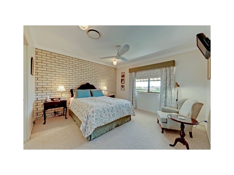 3 Pavo Street, Camp Hill QLD 4152