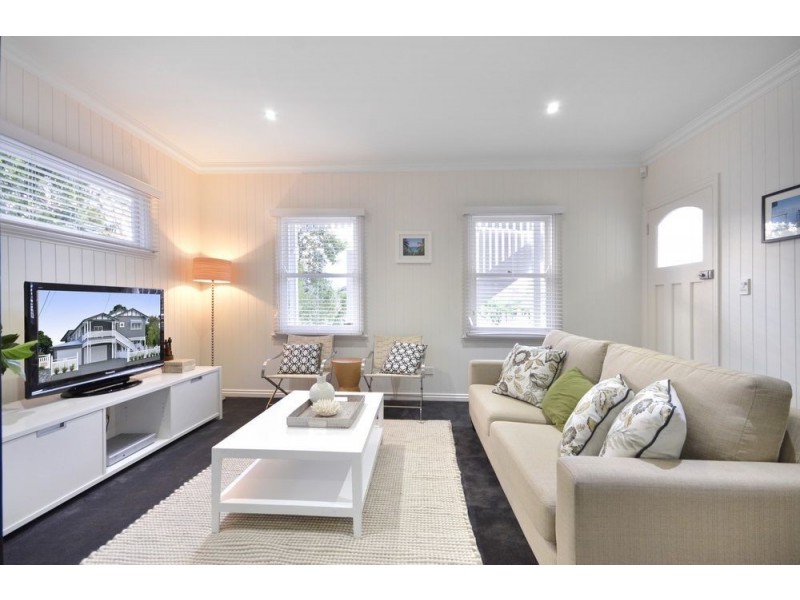 49 Rees Avenue, Coorparoo QLD 4151