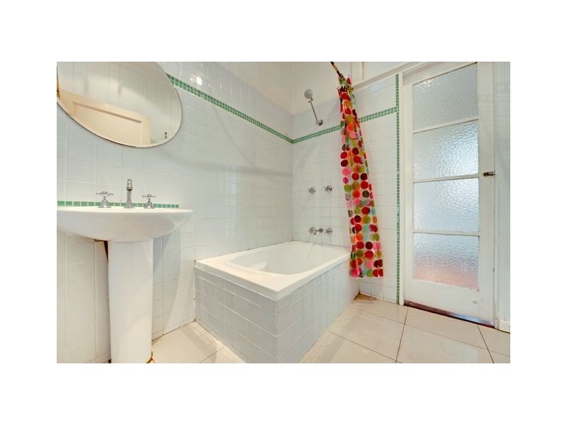 10 Brinawa Street, Camp Hill QLD 4152