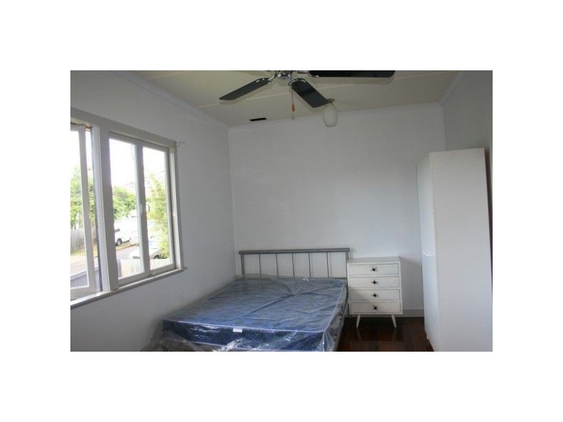 7 Queensthorpe Street, Tarragindi QLD 4121