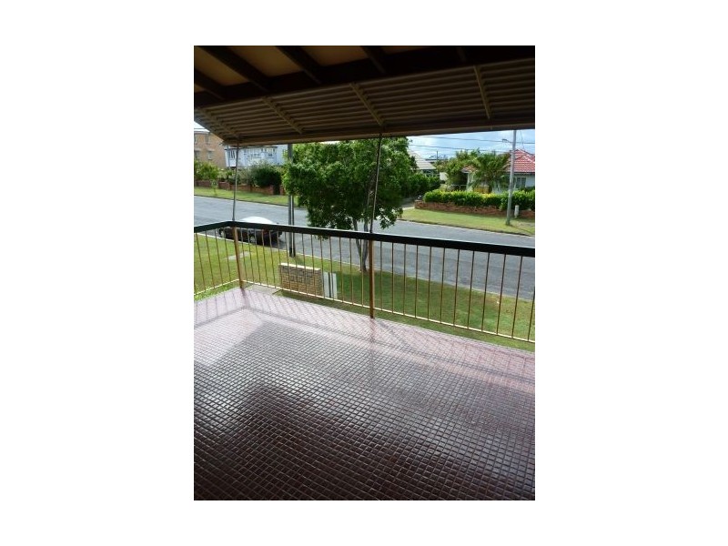 4/19 Woodhill Avenue, Coorparoo QLD 4151