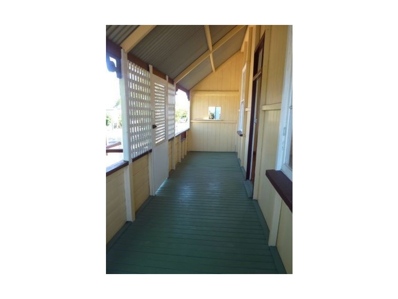 38 Ashton Street, Camp Hill QLD 4152