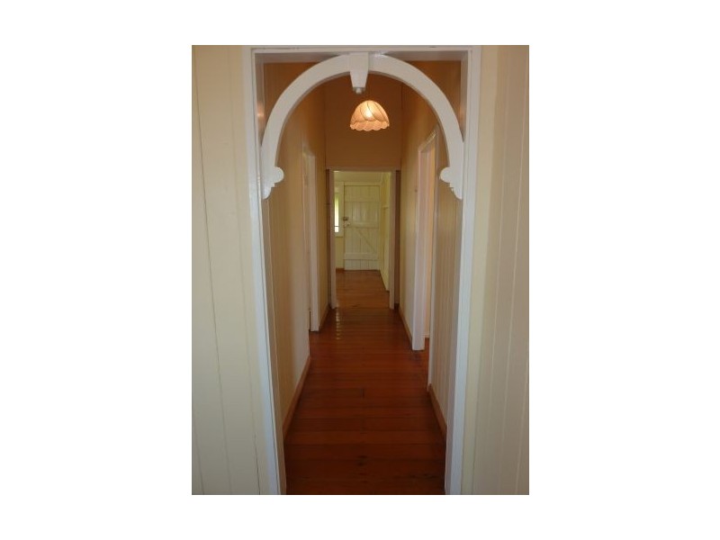 38 Ashton Street, Camp Hill QLD 4152