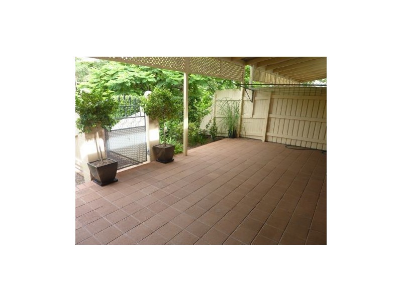 2/43 Norfolk Street, Coorparoo QLD 4151