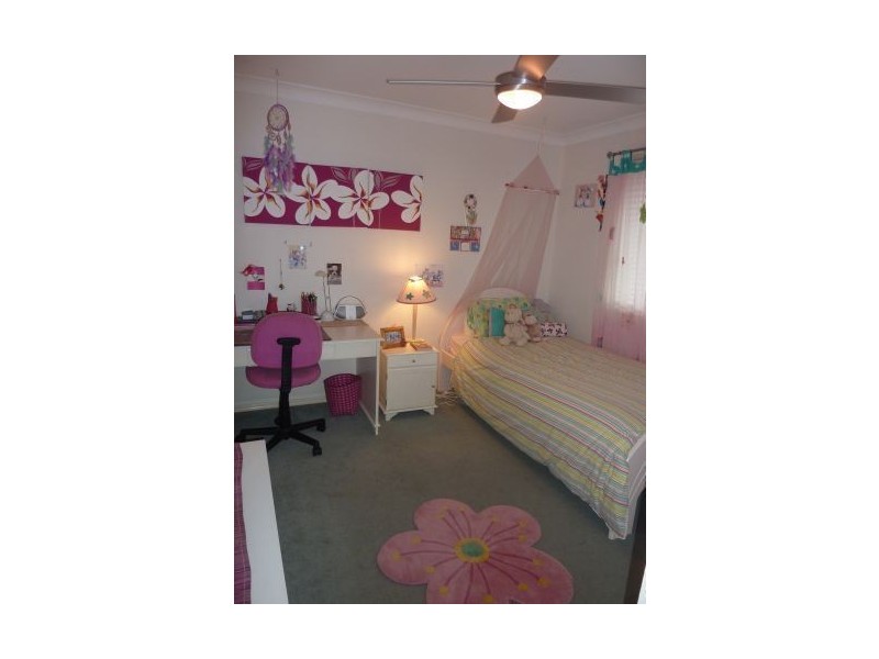 33 Kirra Place, Carindale QLD 4152