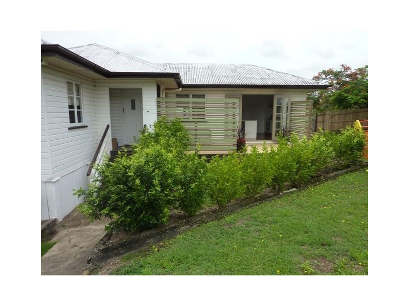 96 Saphire Street, Holland Park QLD 4121